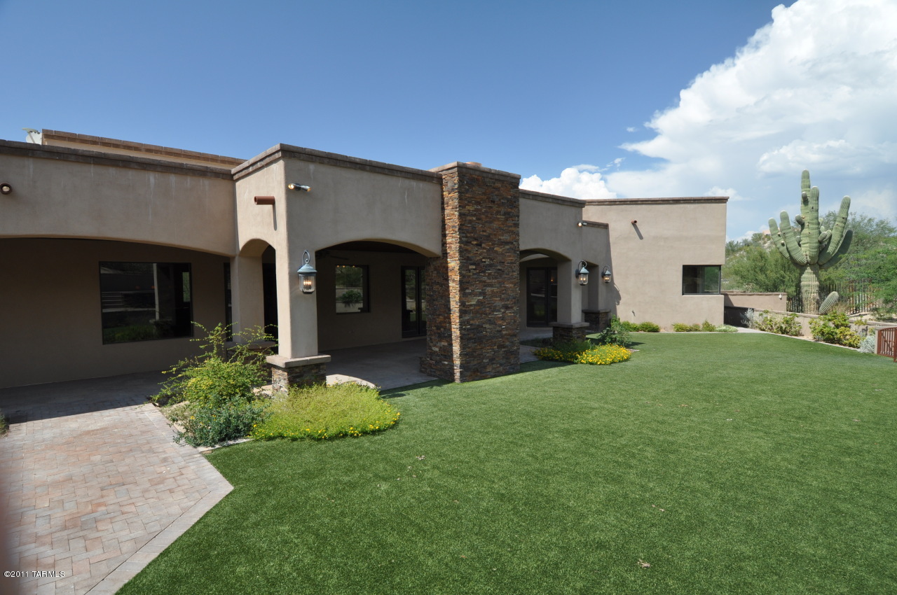 11596 E Saguaro Crest Place