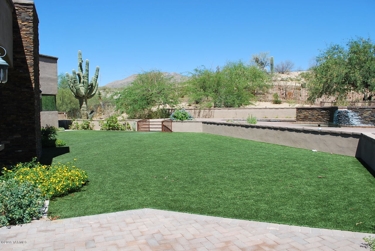 11596 E Saguaro Crest Place