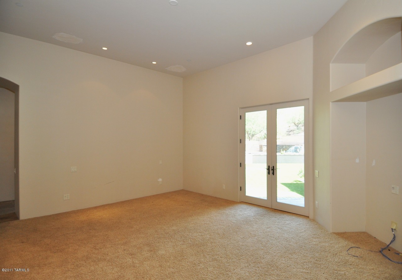 11596 E Saguaro Crest Place