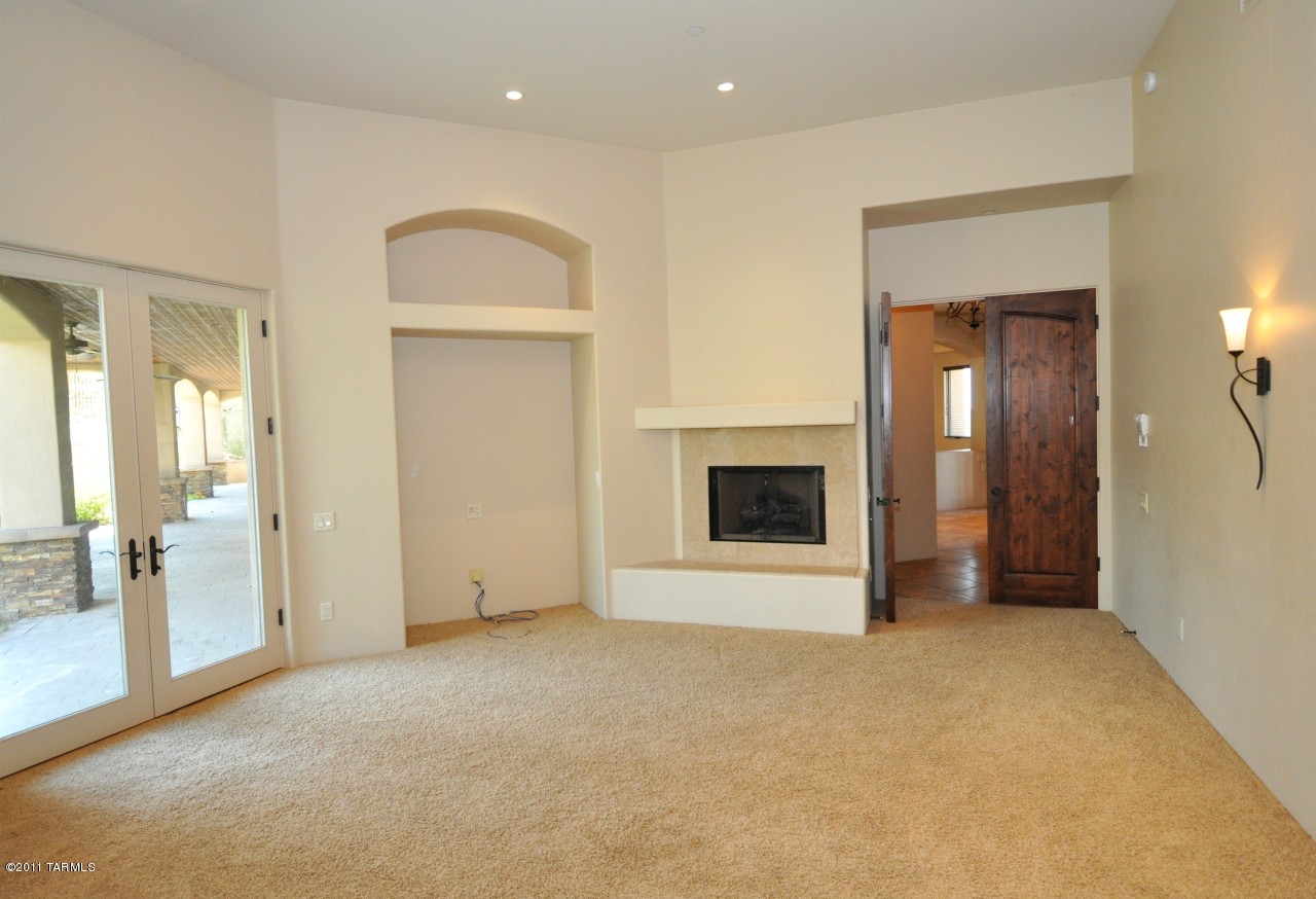 11596 E Saguaro Crest Place