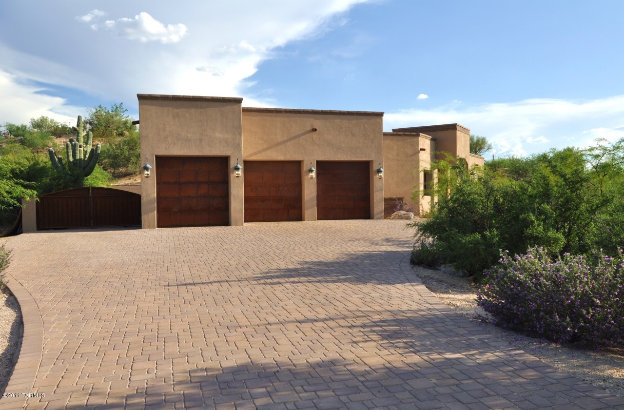 11596 E Saguaro Crest Place