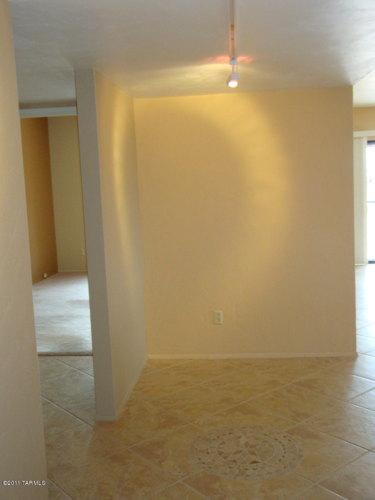 5070 N Grey Mountain Trail
