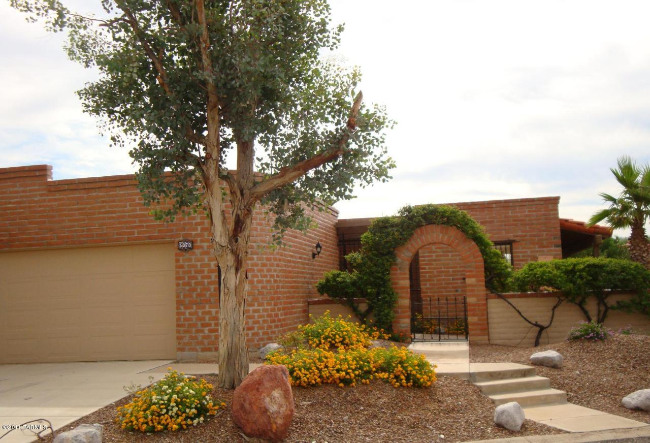 5070 N Grey Mountain Trail
