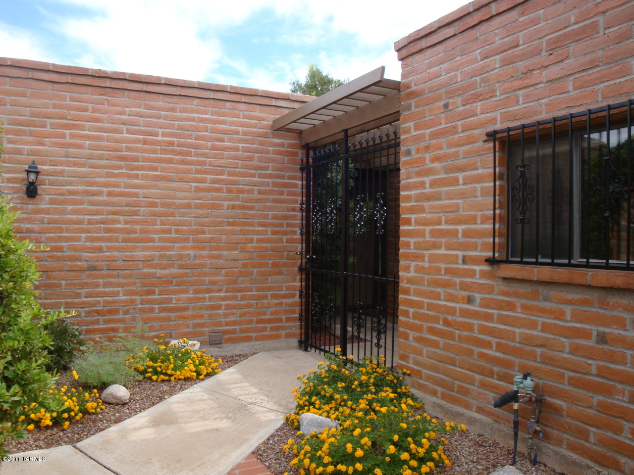 5070 N Grey Mountain Trail