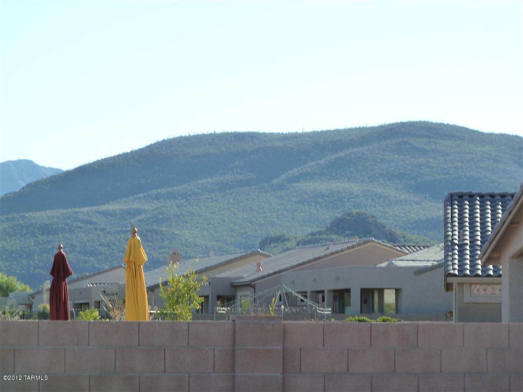 8692 N MOONFIRE Drive