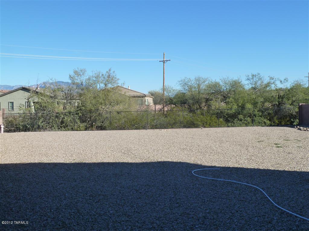 8692 N MOONFIRE Drive