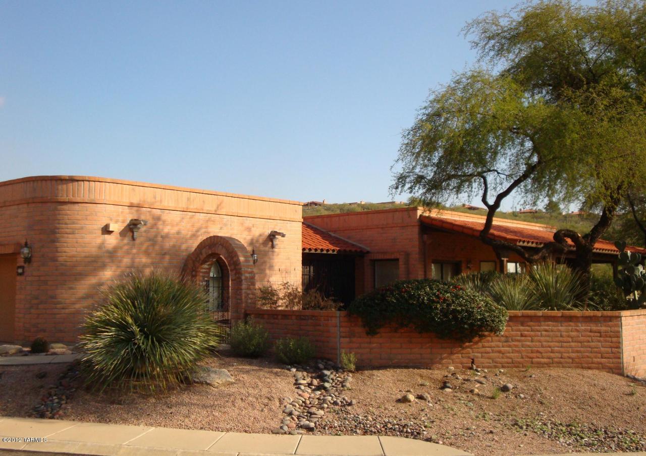 4892 N Via Gelsomino