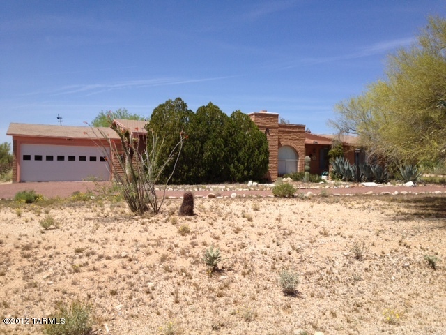 700 W Calle Dadivoso