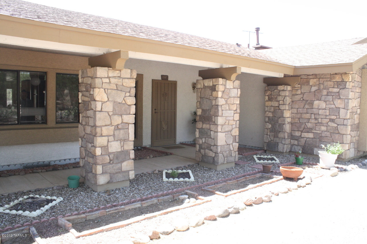 4690 N Shinumo Drive