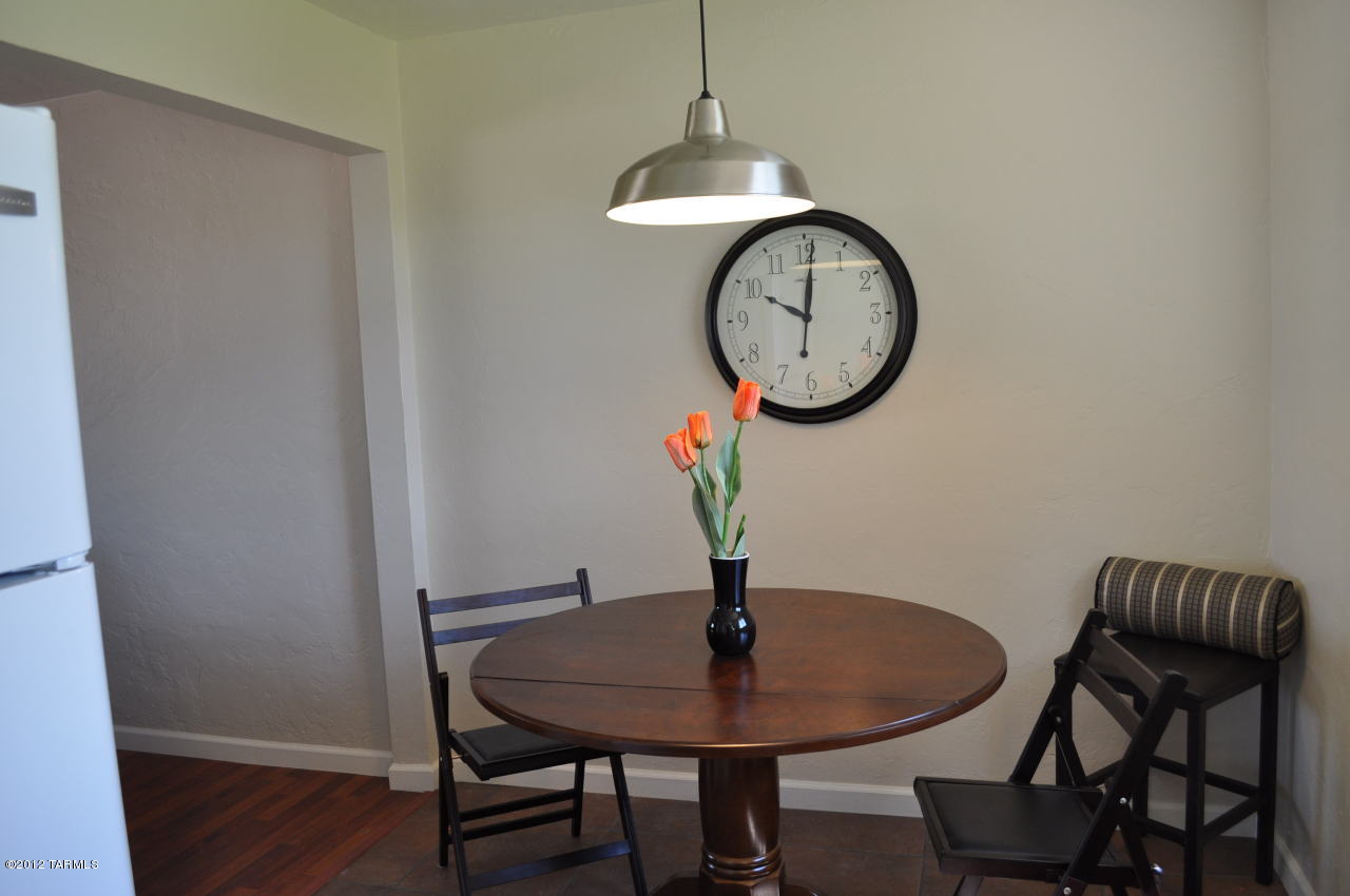 2774 N Dodge Boulevard