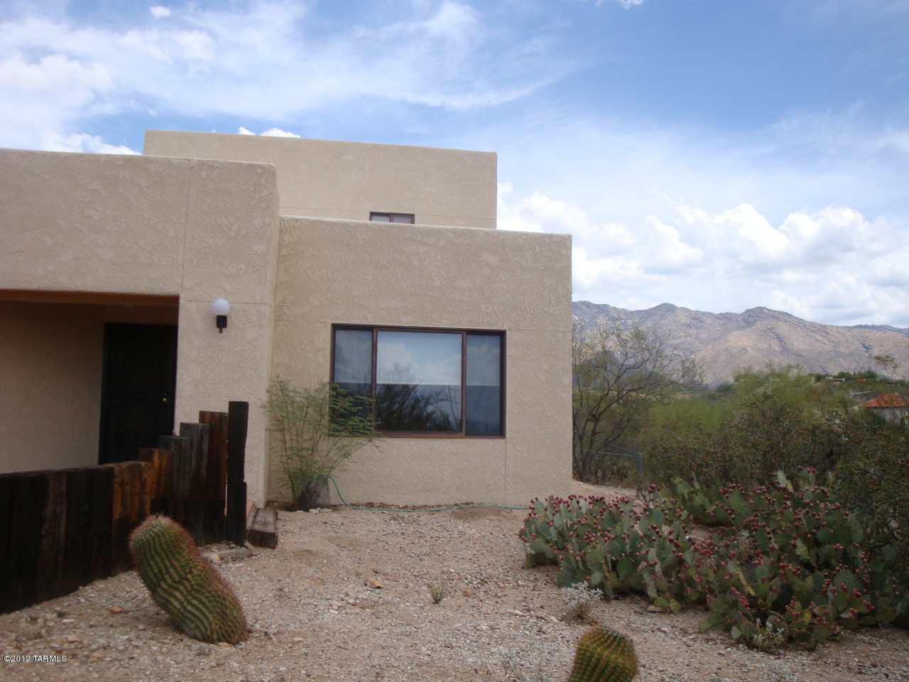 5114 N Placita Barra