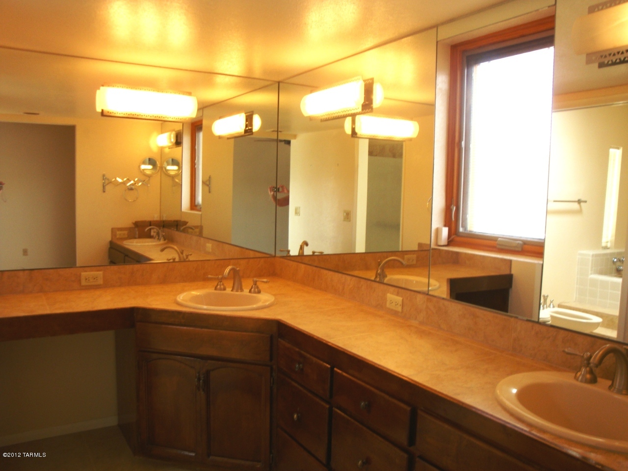 5114 N Placita Barra