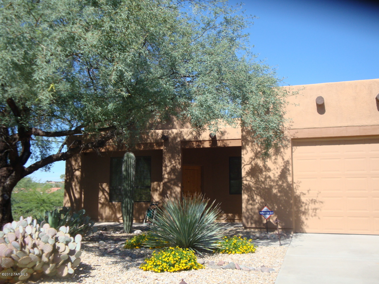 4801 N Ventana Ridge Place