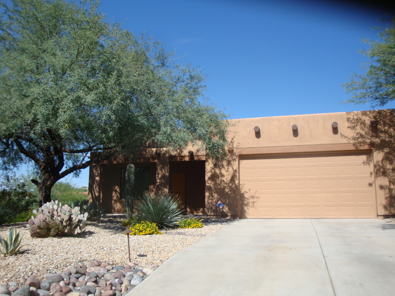 4801 N Ventana Ridge Place