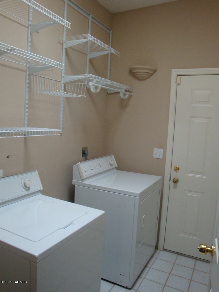 4801 N Ventana Ridge Place