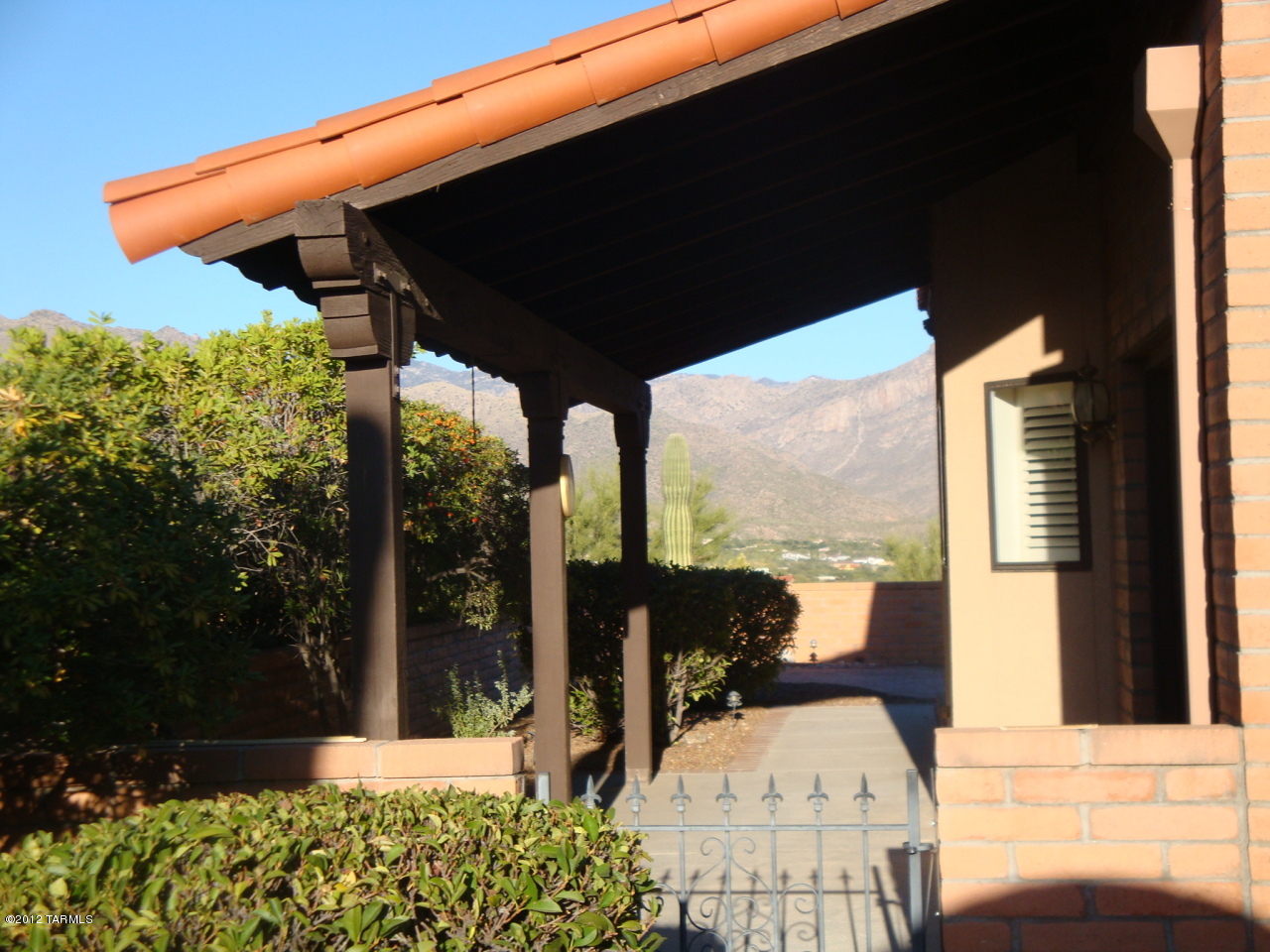 5482 N Via Sempreverde