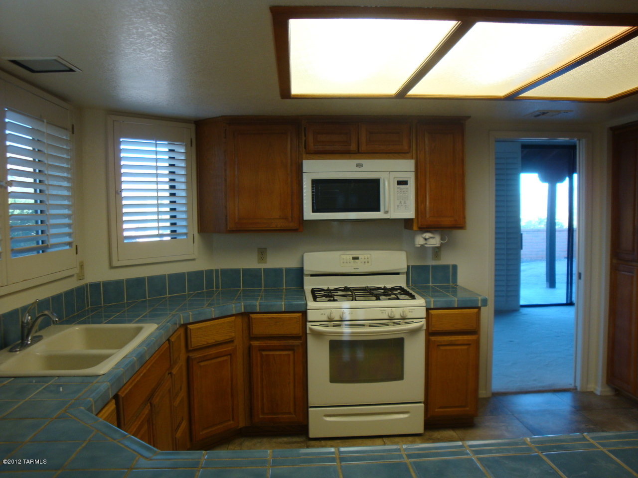 5482 N Via Sempreverde