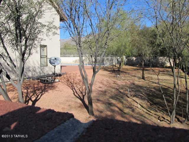 10781 E Placita Metate
