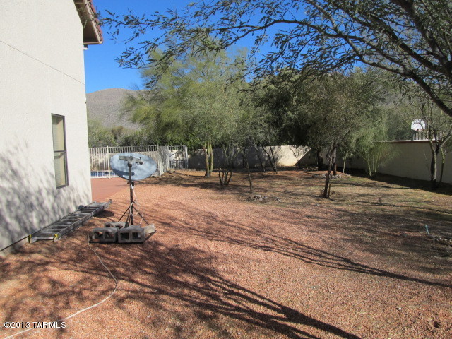 10781 E Placita Metate