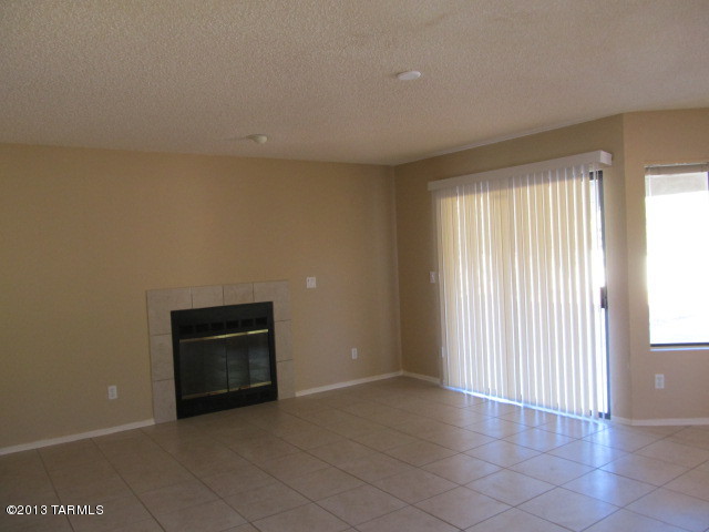 10781 E Placita Metate