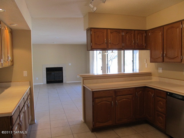 10781 E Placita Metate