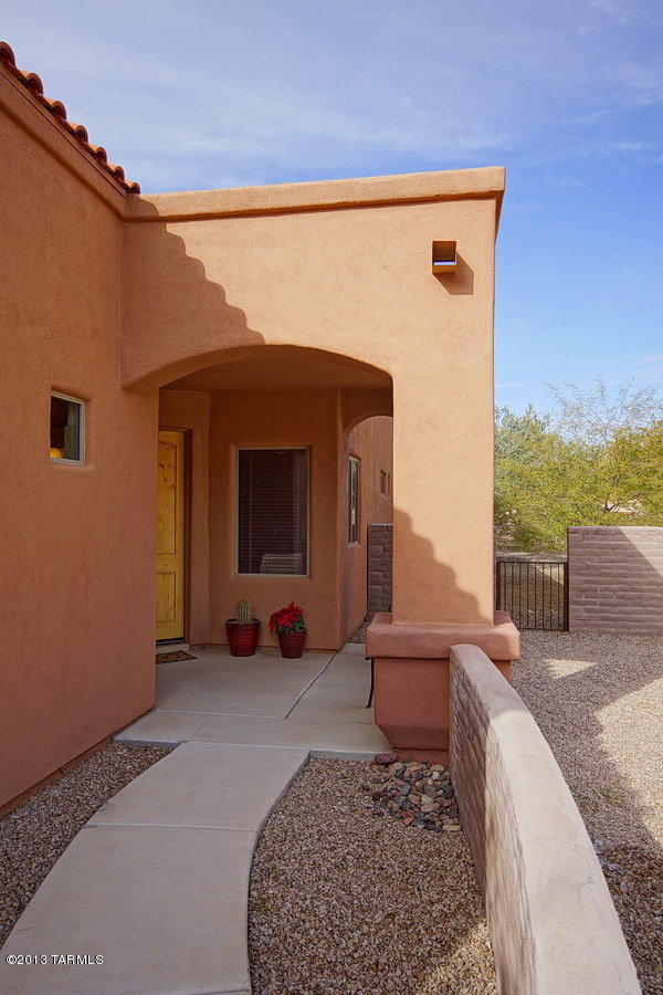 9873 N Heavenly Sky Drive