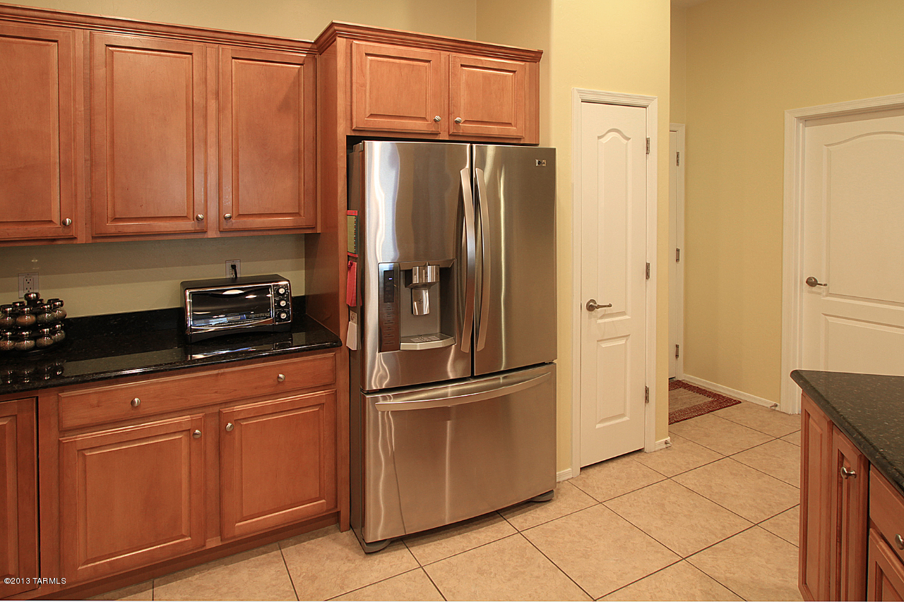 6672 S Willow Vista Drive