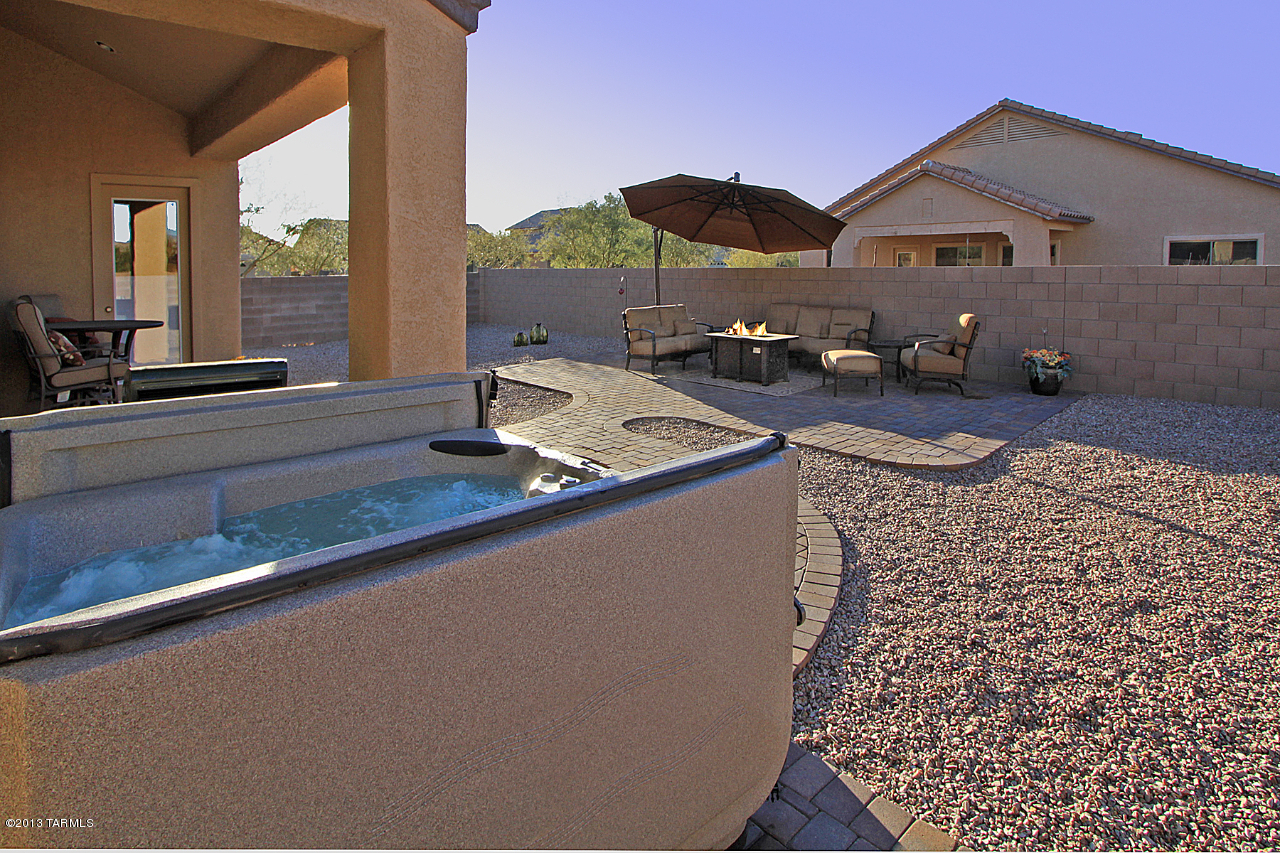 6672 S Willow Vista Drive