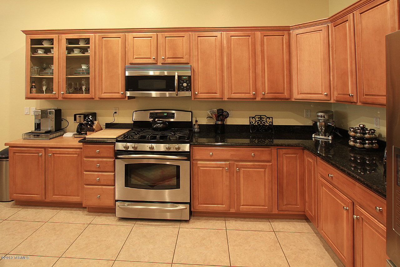 6672 S Willow Vista Drive