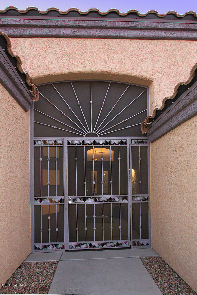 6672 S Willow Vista Drive