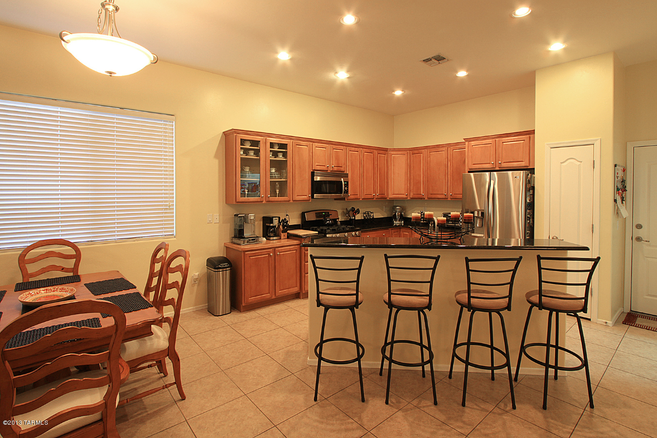 6672 S Willow Vista Drive