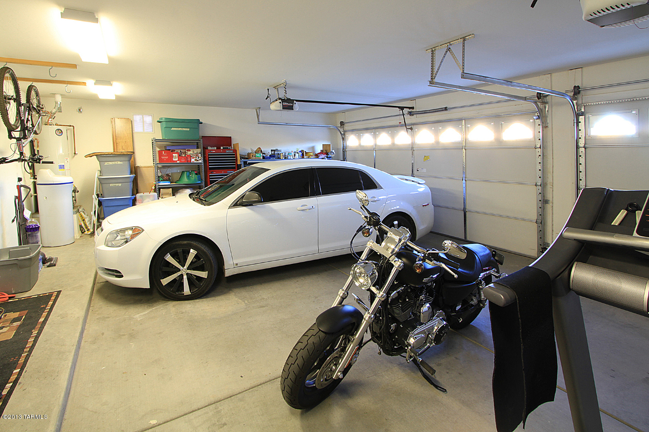 6672 S Willow Vista Drive