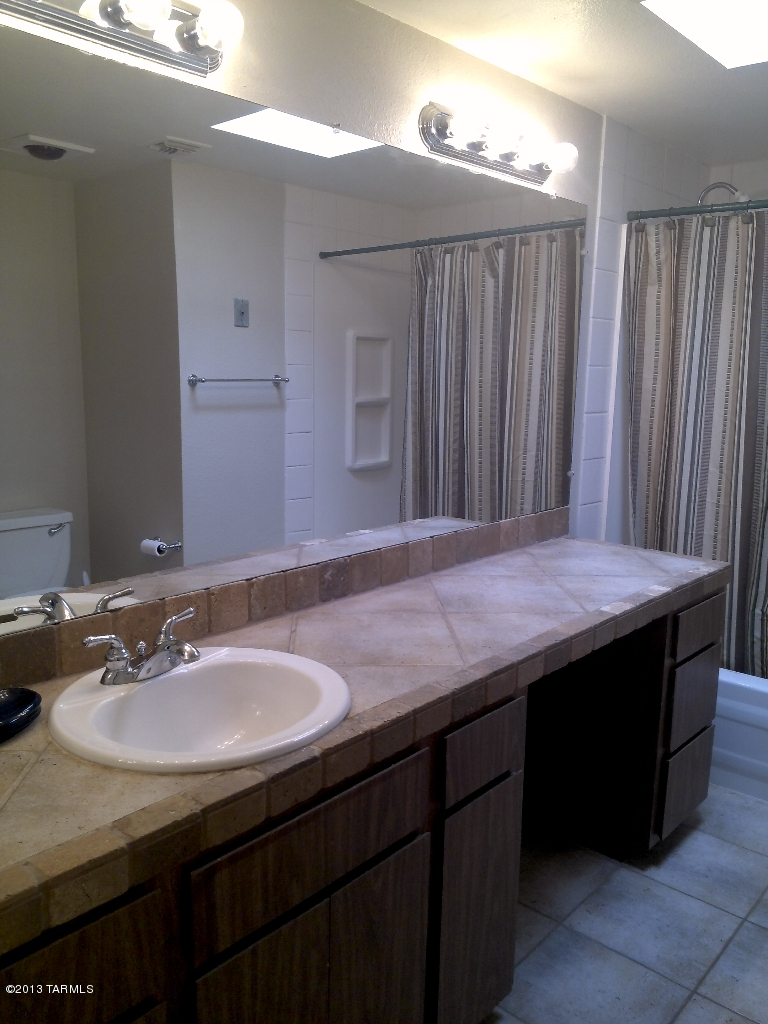 3750 N Country Club Road Unit: 51