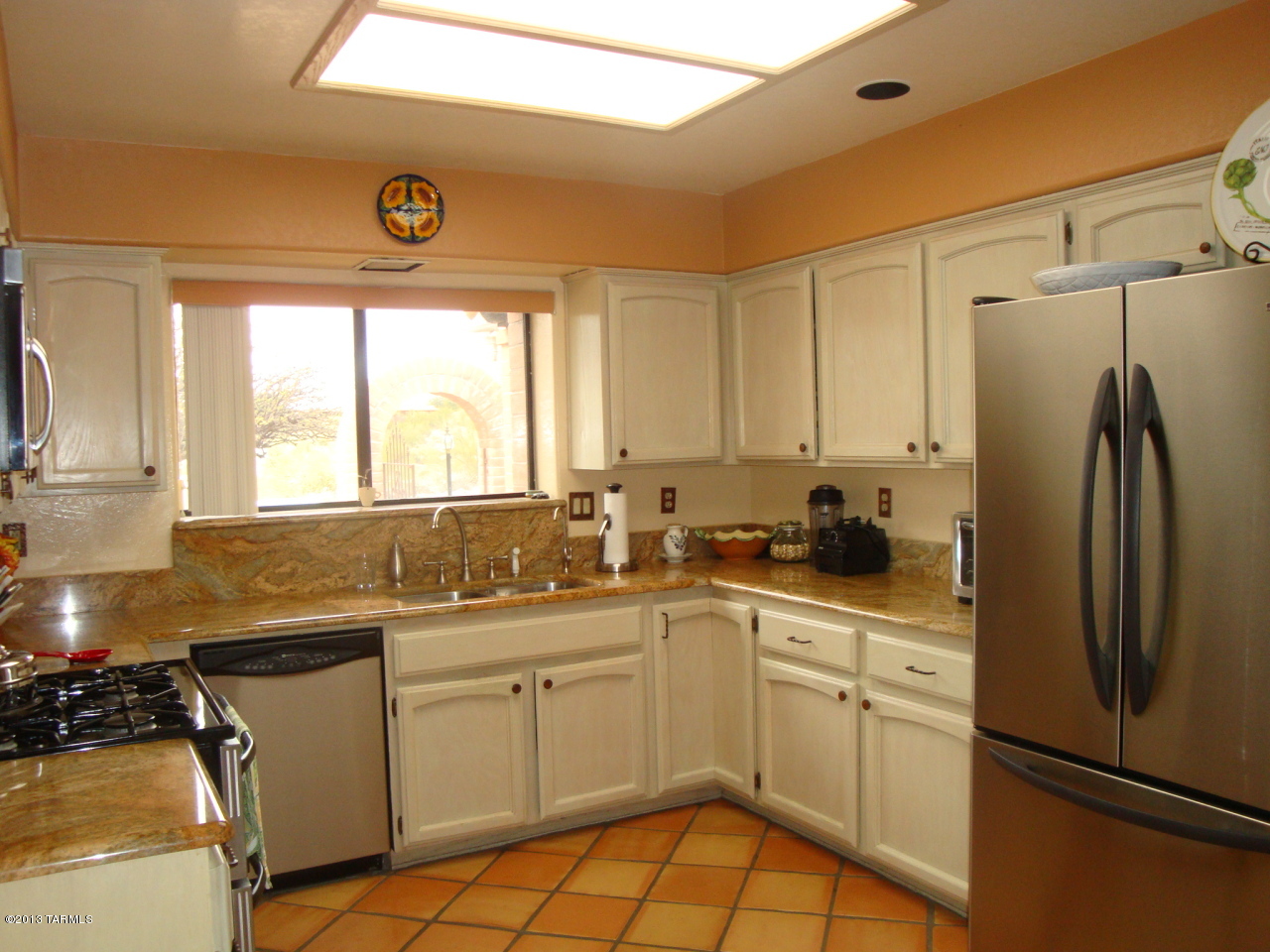 5156 N Via Sempreverde