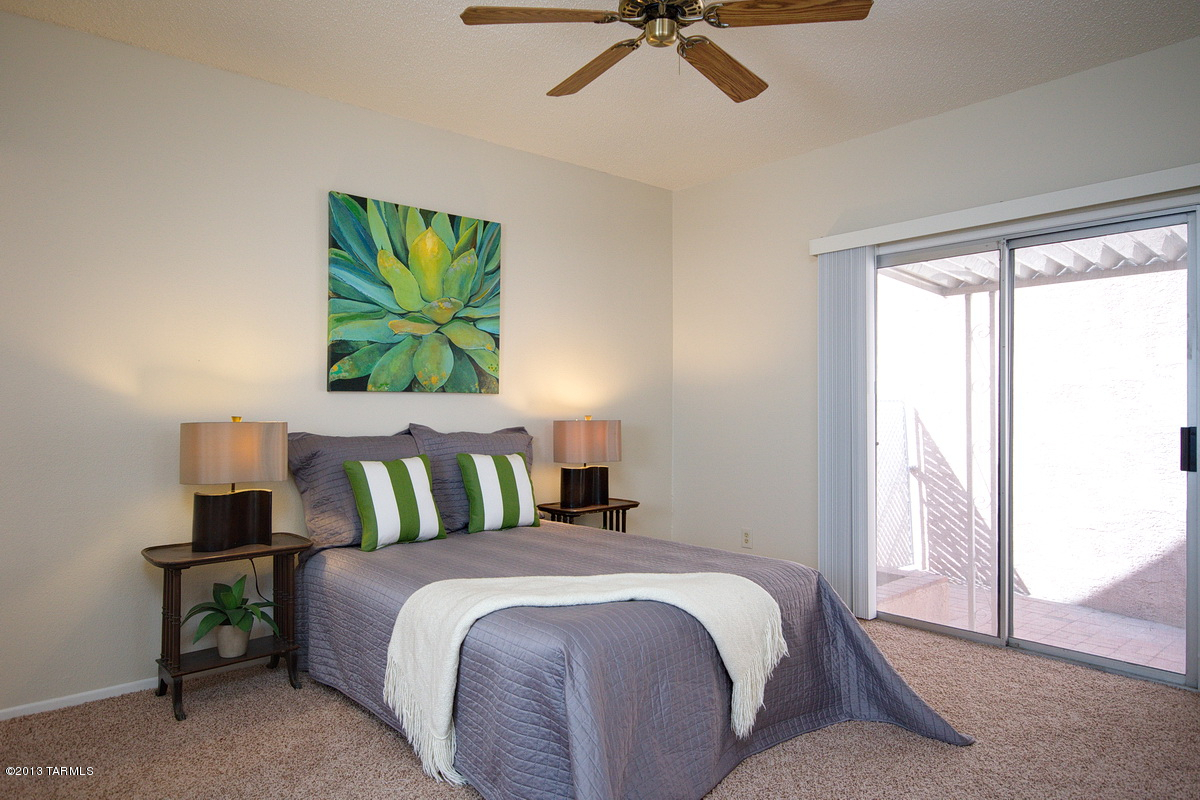 5938 E Sahuaro Ranch Drive