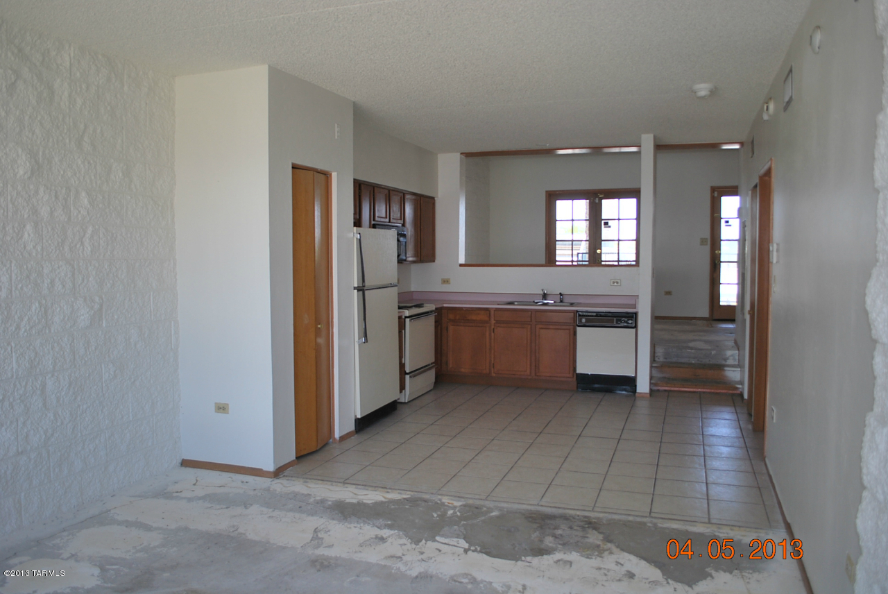 7777 E Golf Links Road Unit: 2209