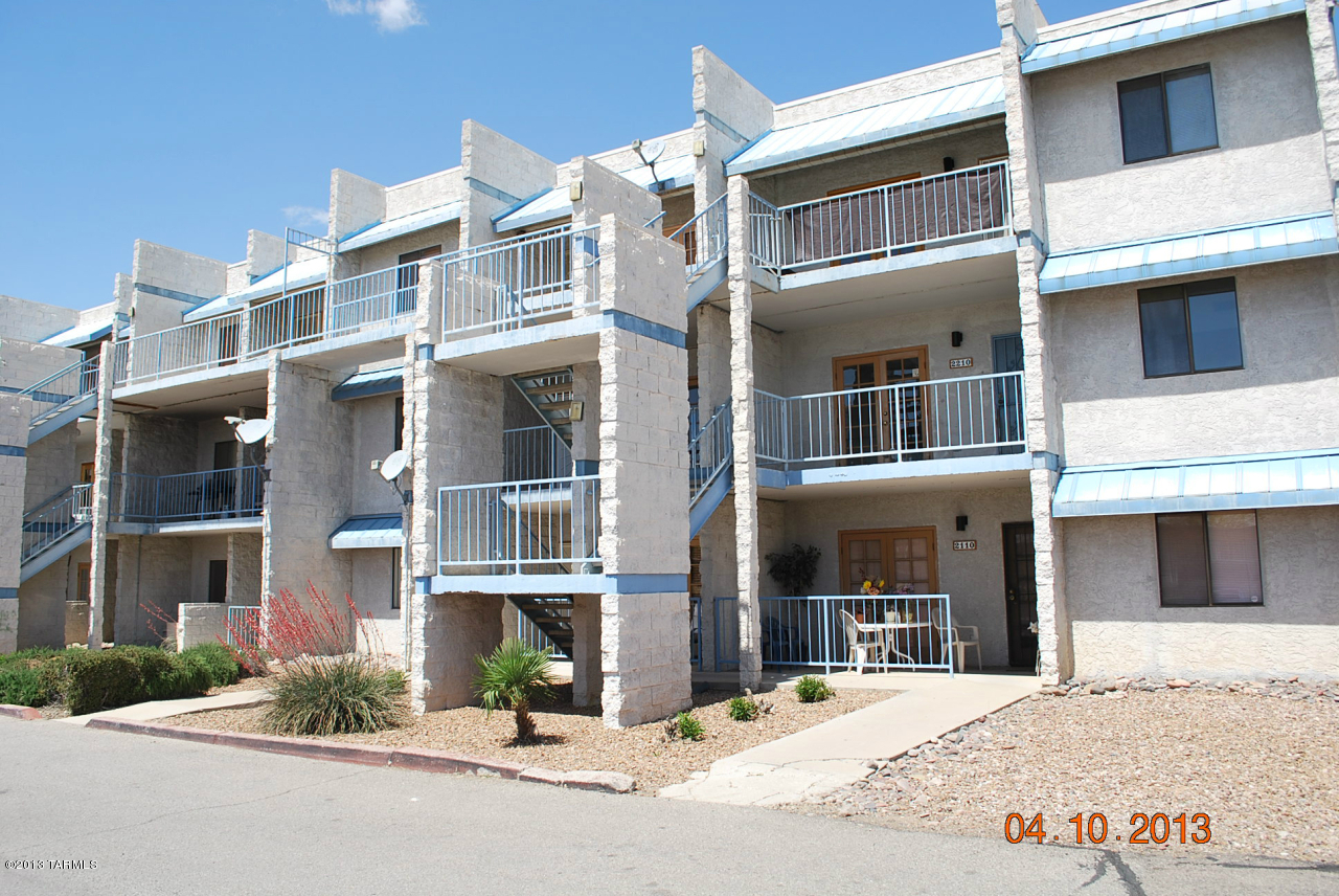 7777 E Golf Links Road Unit: 2209