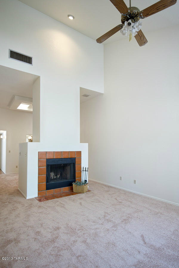 5412 N Paseo de la Terraza