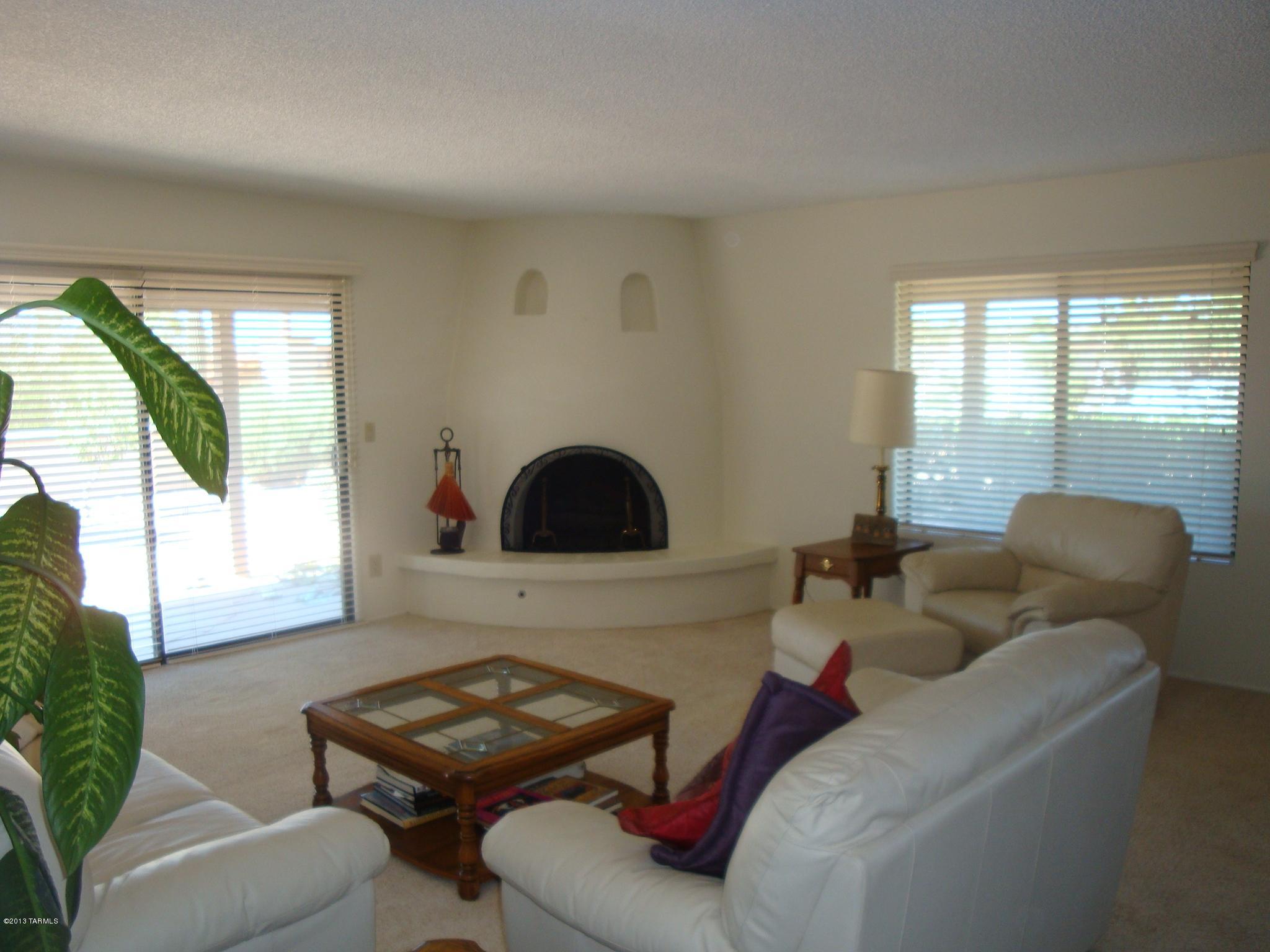 4877 N Territory Loop