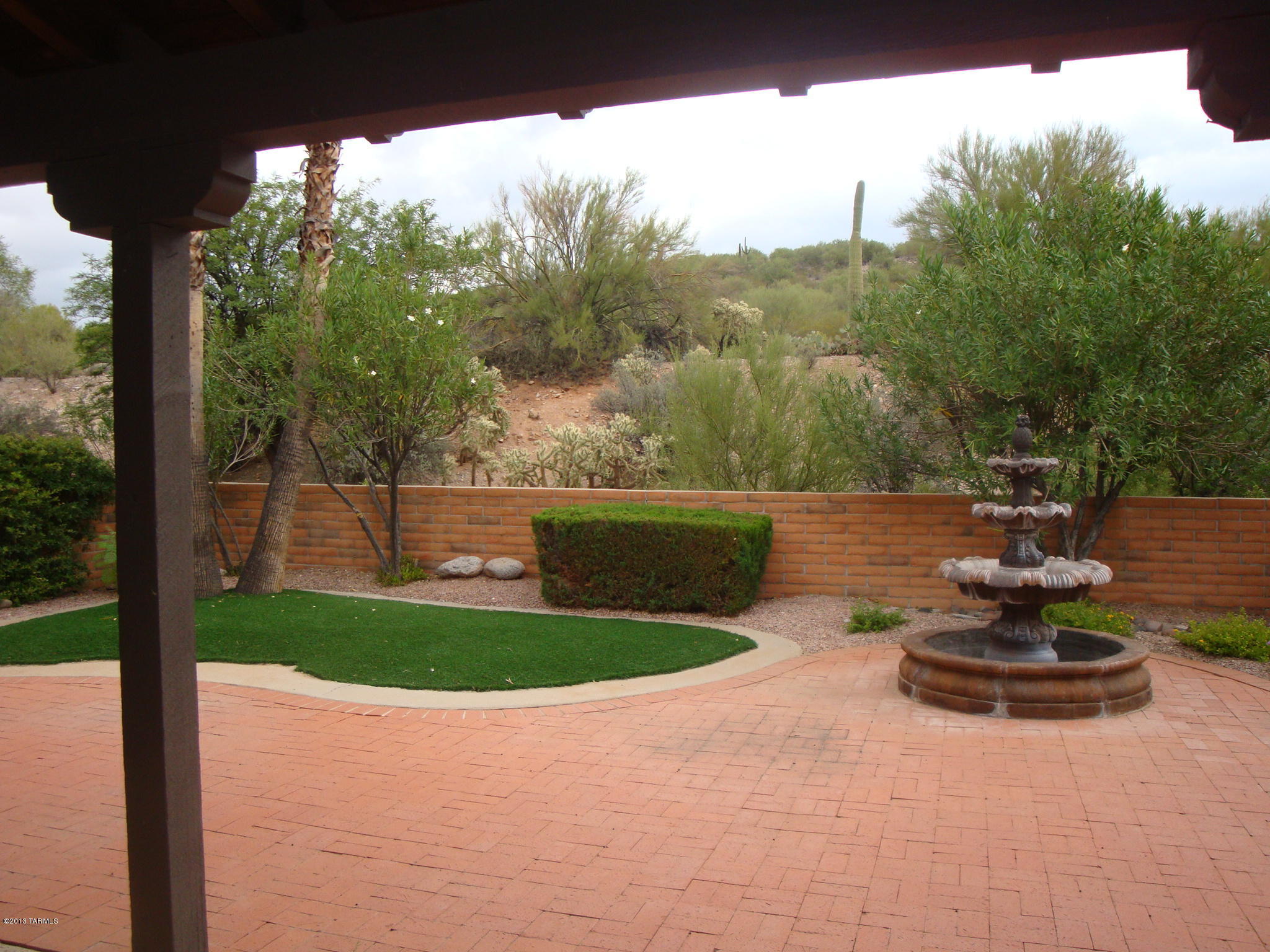 4640 N Camino Campero