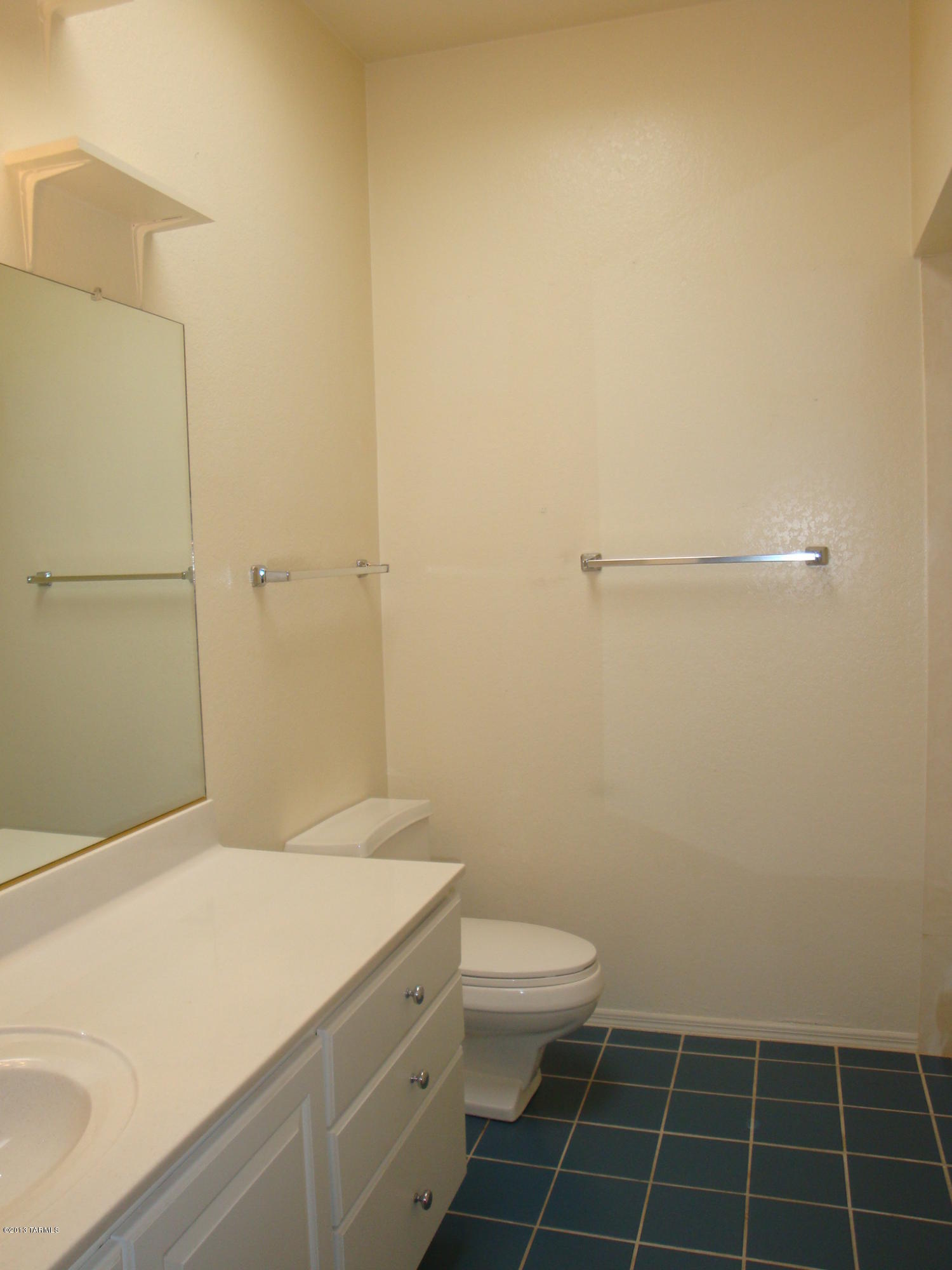 4640 N Camino Campero