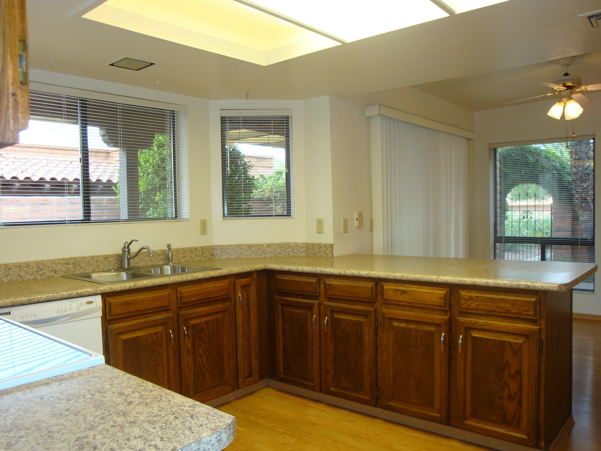 4640 N Camino Campero