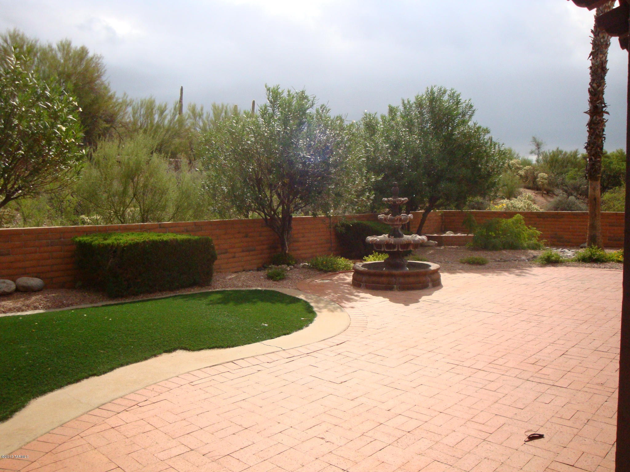 4640 N Camino Campero