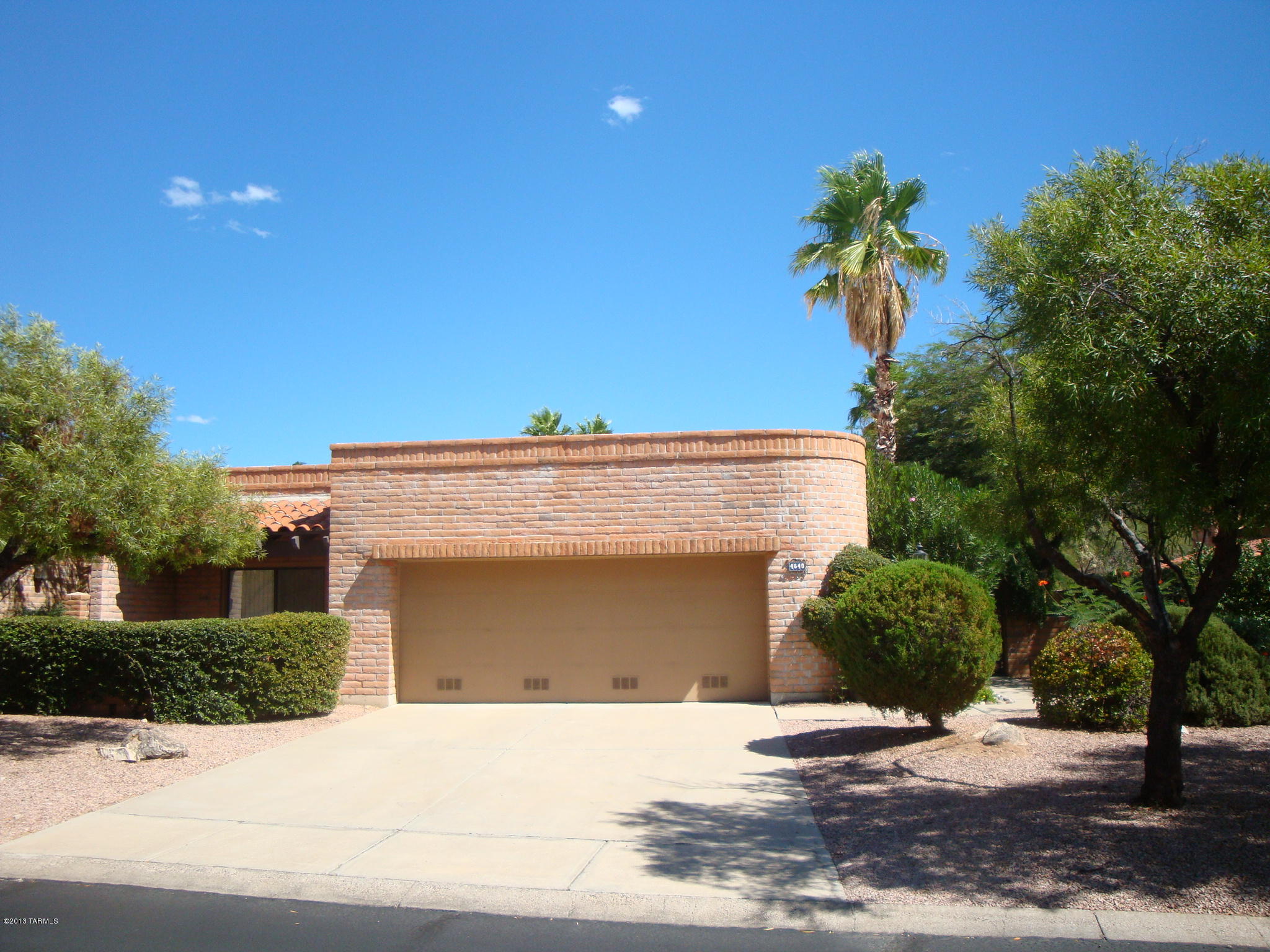 4640 N Camino Campero