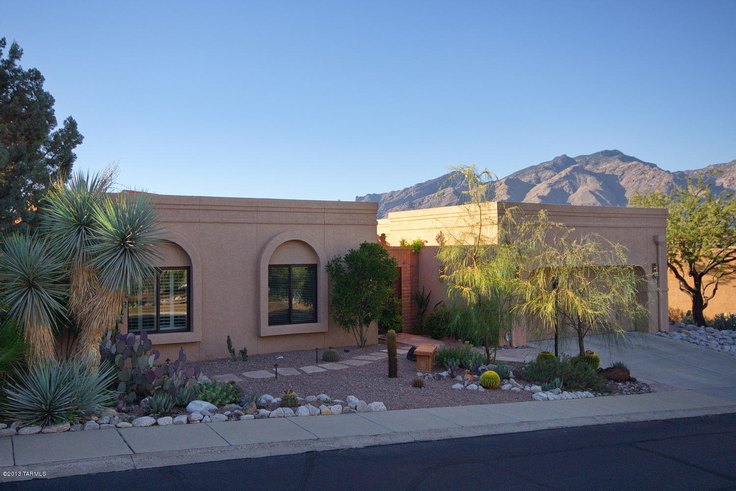 4291 N Camino de Carrillo