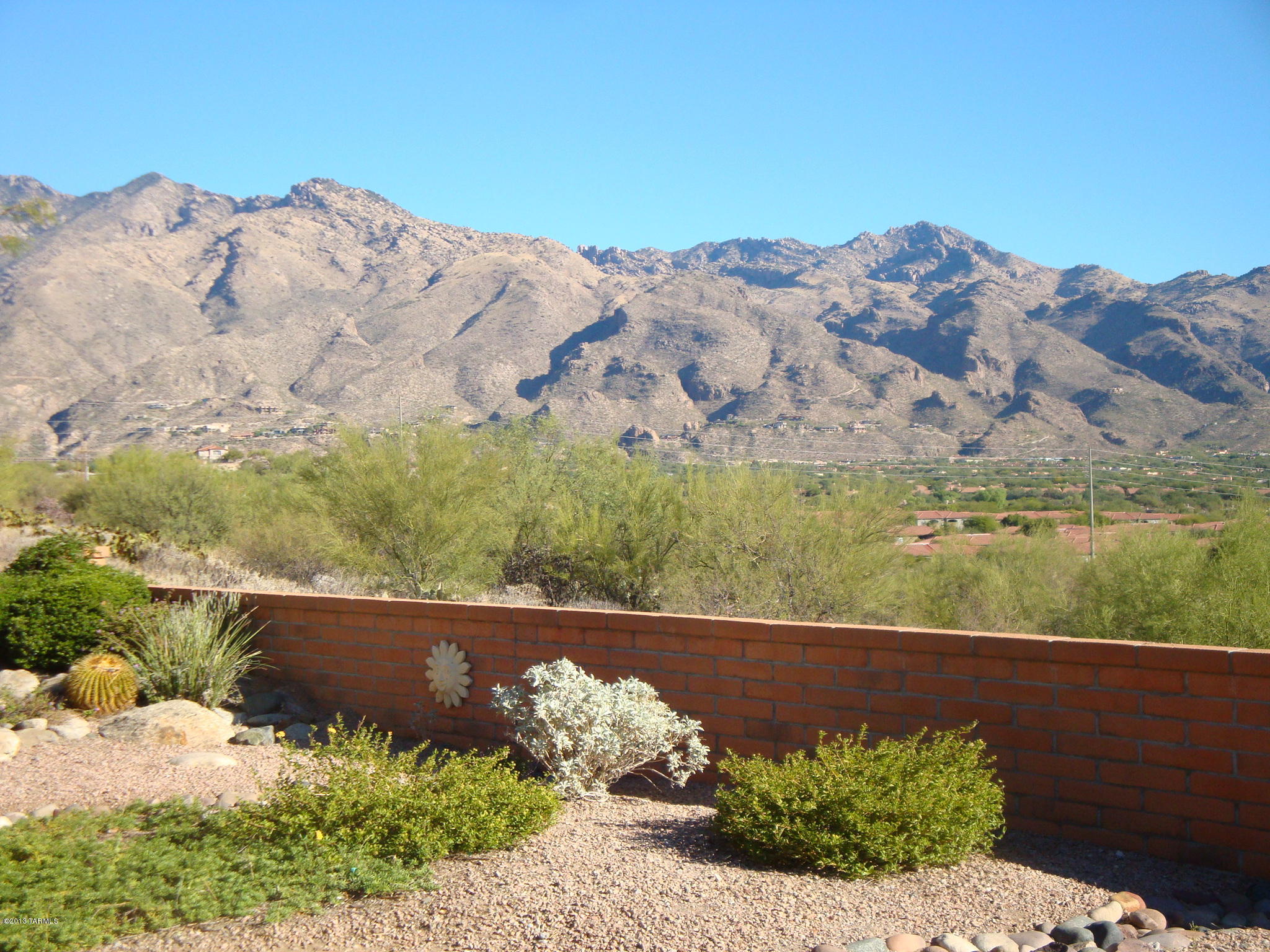 5448 N Via Sempreverde