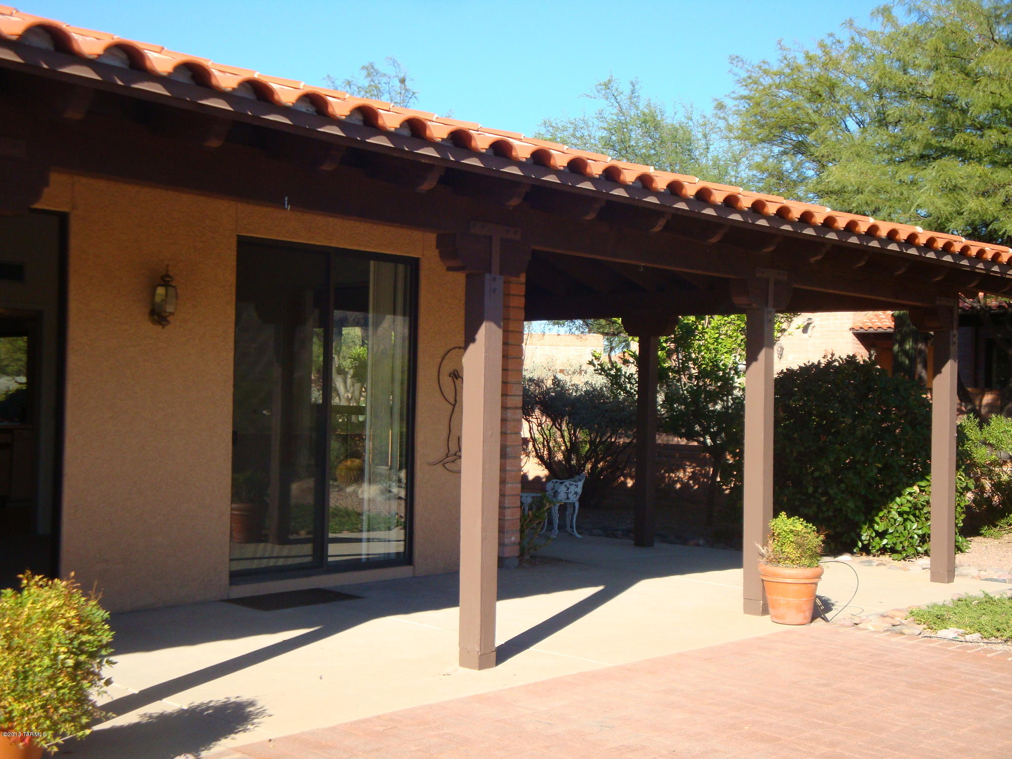 5448 N Via Sempreverde