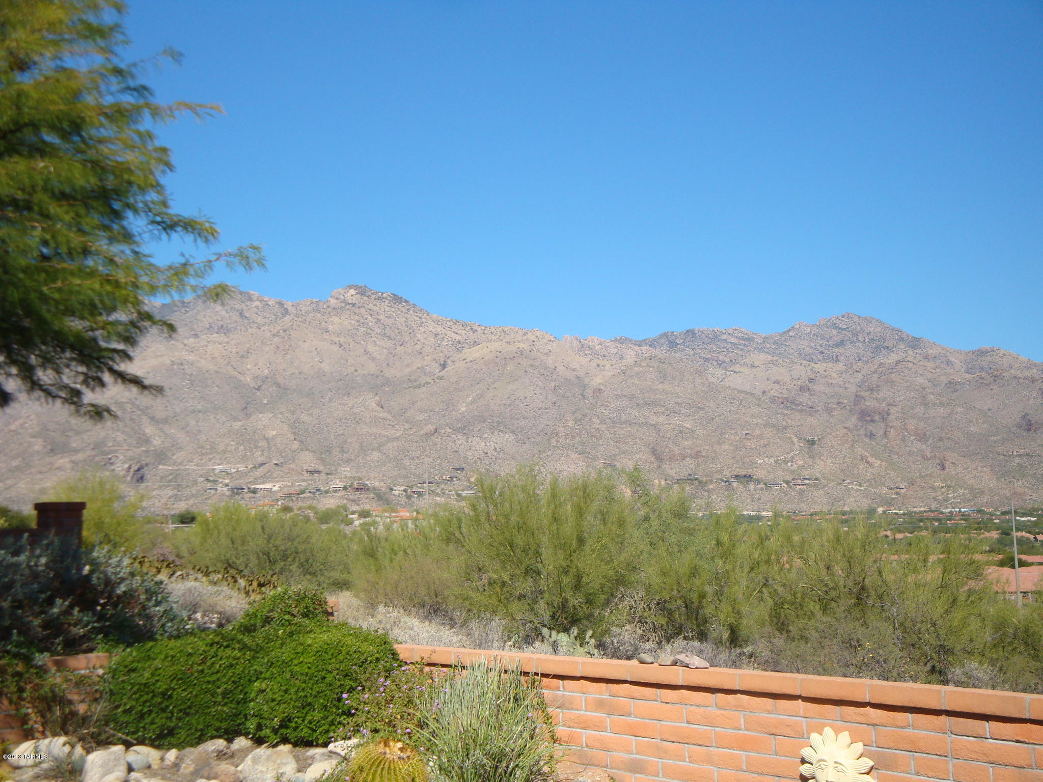 5448 N Via Sempreverde