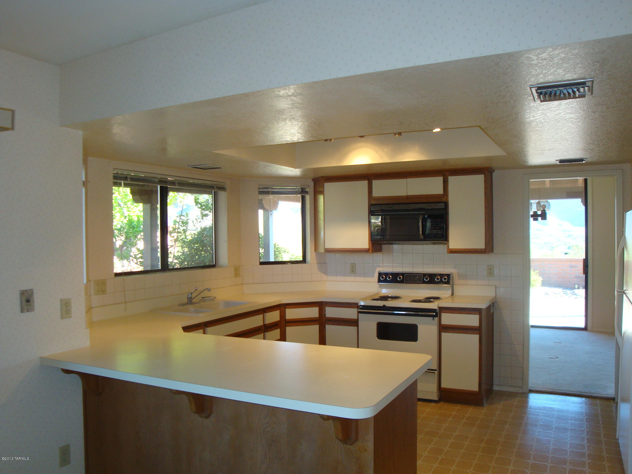 5448 N Via Sempreverde
