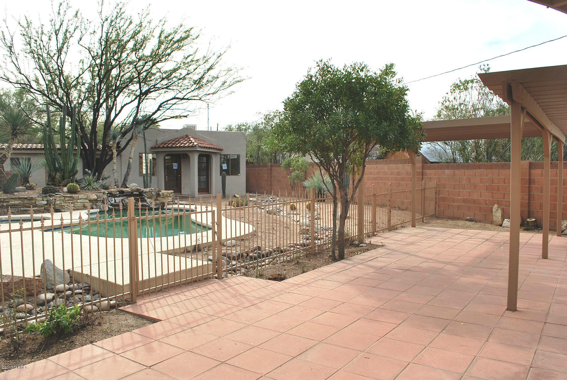2028 E Mabel Street
